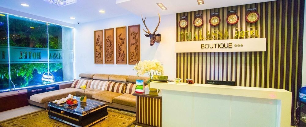 Chill Box Premier- Beach Hotel Da Nang Buitenkant foto