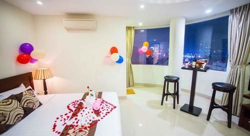 Chill Box Premier- Beach Hotel Da Nang Buitenkant foto